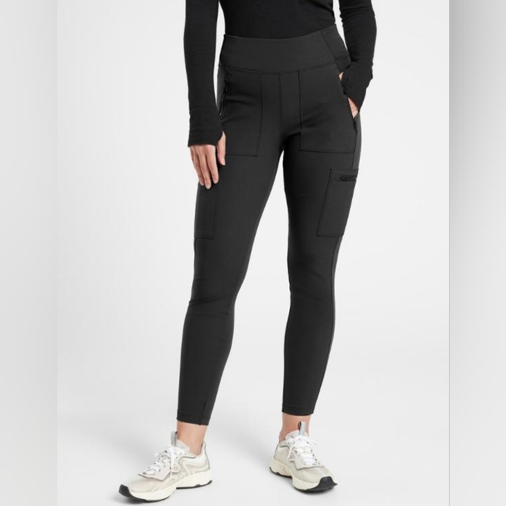 ATHLETA Headlands Hybrid Cargo, Black